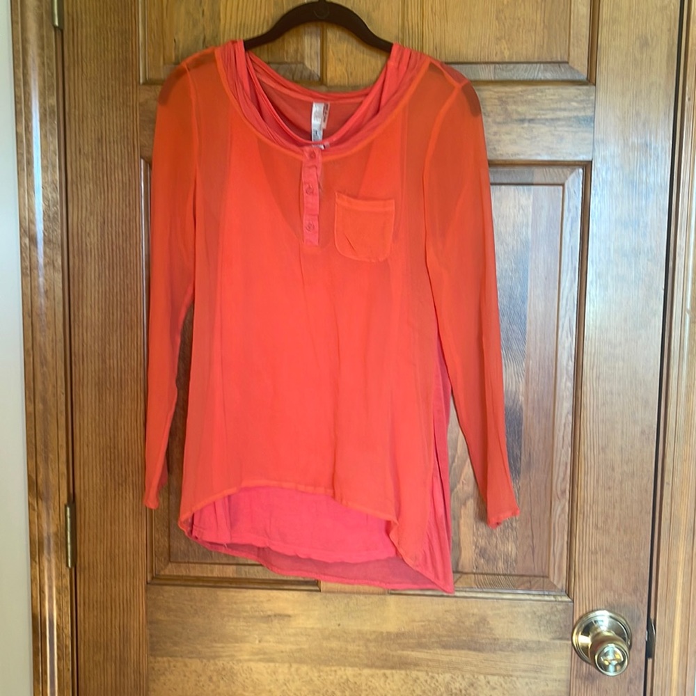 Miilla‎ sheer Henley with tank